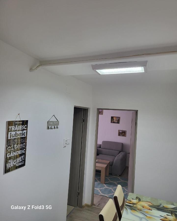Apartament In Bucovina, Campulung Moldovenesc, Impecabil . Apartment Екстериор снимка