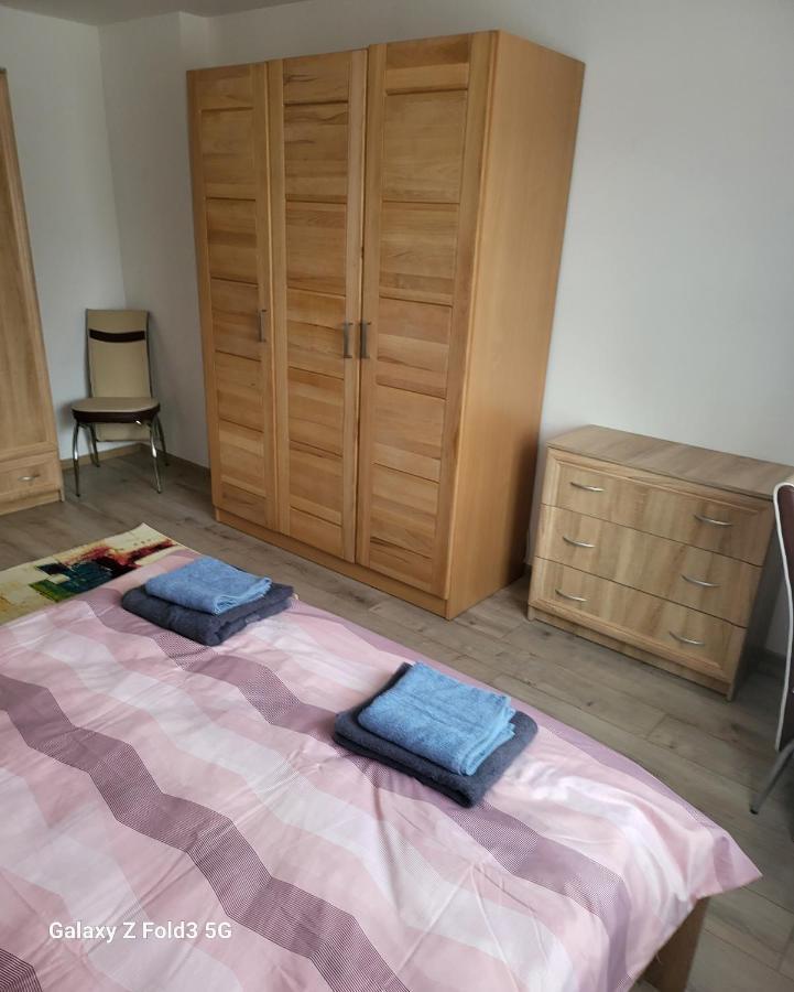 Apartament In Bucovina, Campulung Moldovenesc, Impecabil . Apartment Екстериор снимка